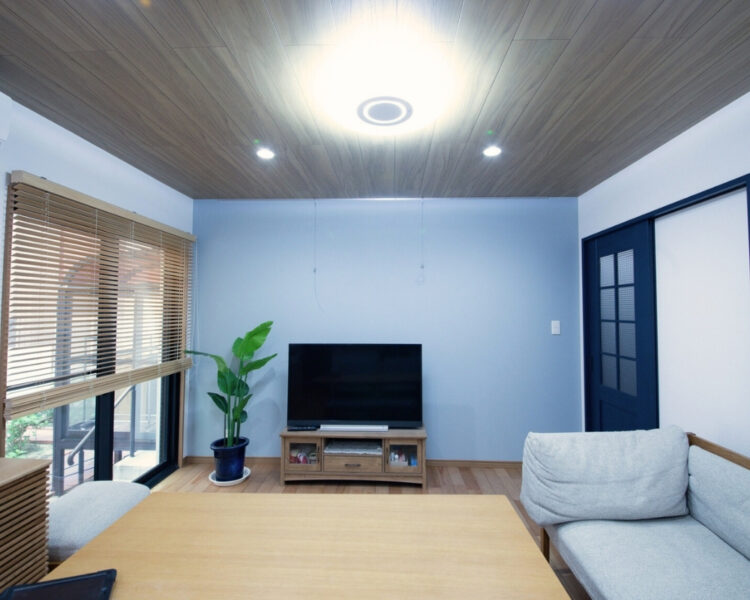 床材と合わせることで、統一感のあるナチュラル空間に♪